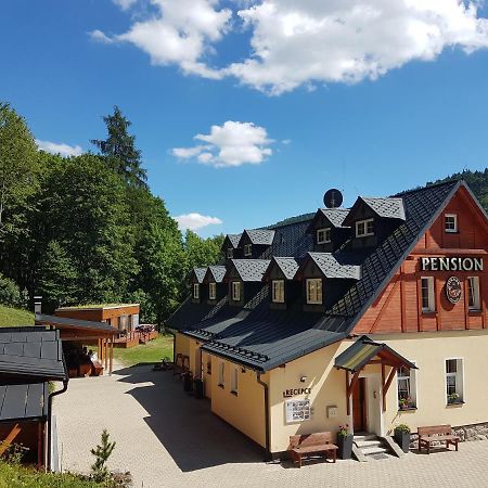 Pension Pstruzi Абертами Екстер'єр фото
