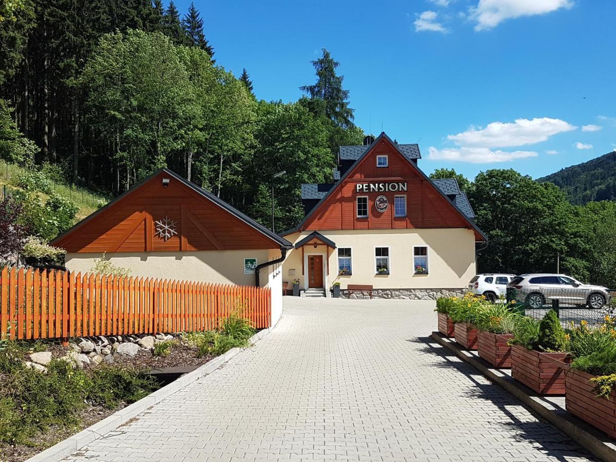 Pension Pstruzi Абертами Екстер'єр фото
